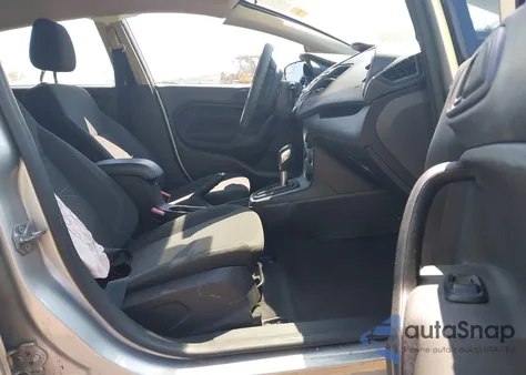 2018 Ford Fiesta Se z USA, uszkodzony, nr VIN 3FADP4BJ4JM121595